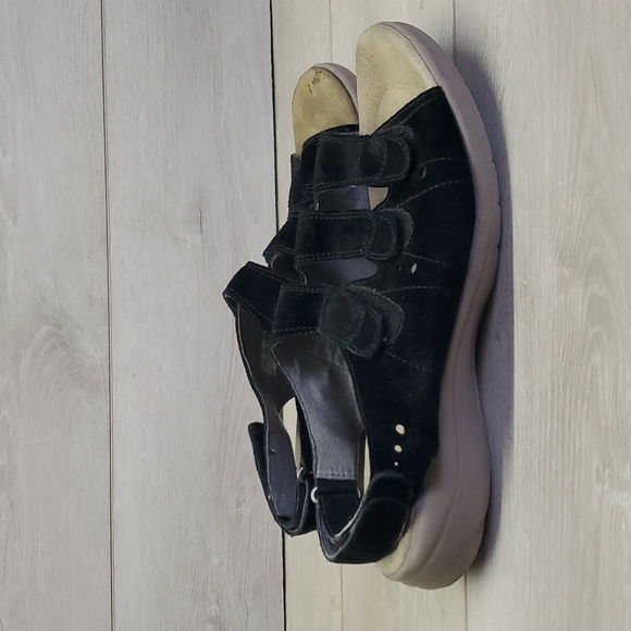 Clarks Cushion Comfort Soft Strappy Sandals shoes sz 9.5W - Picture 2 of 10